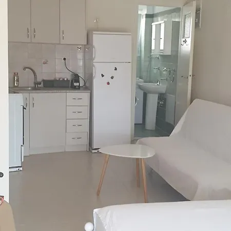Comfortable In 아파트 루트라키